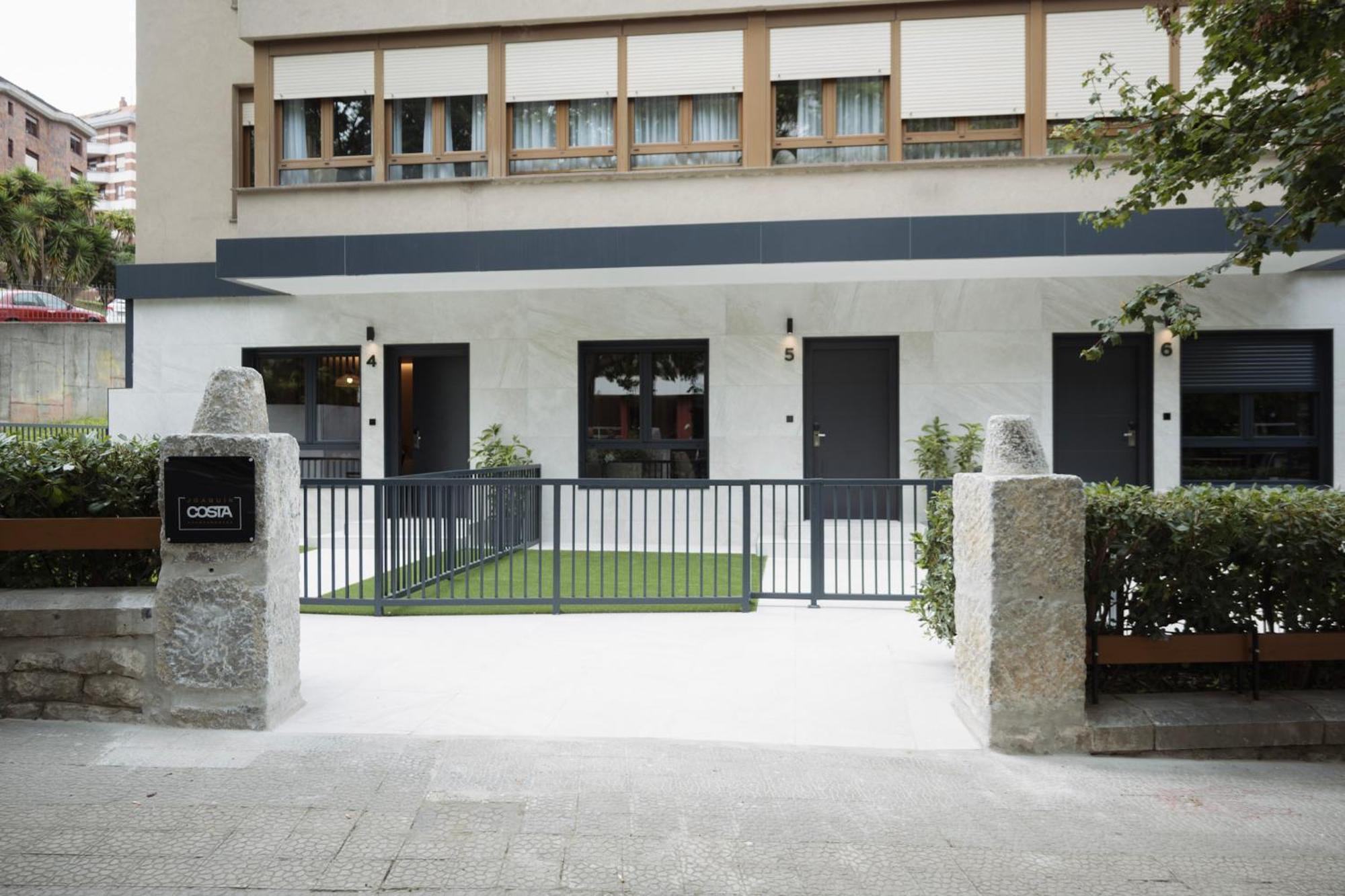 Apartamentos Joaquin Costa Сантандер Экстерьер фото