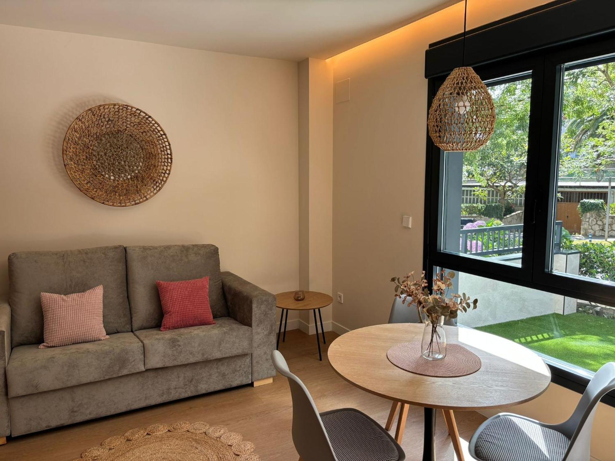Apartamentos Joaquin Costa Сантандер Экстерьер фото